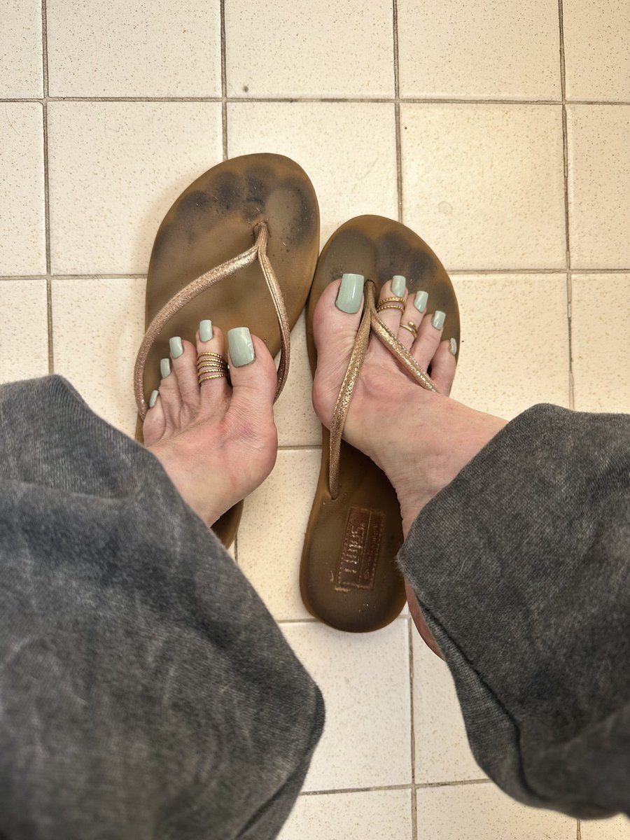 scarlett tweet media