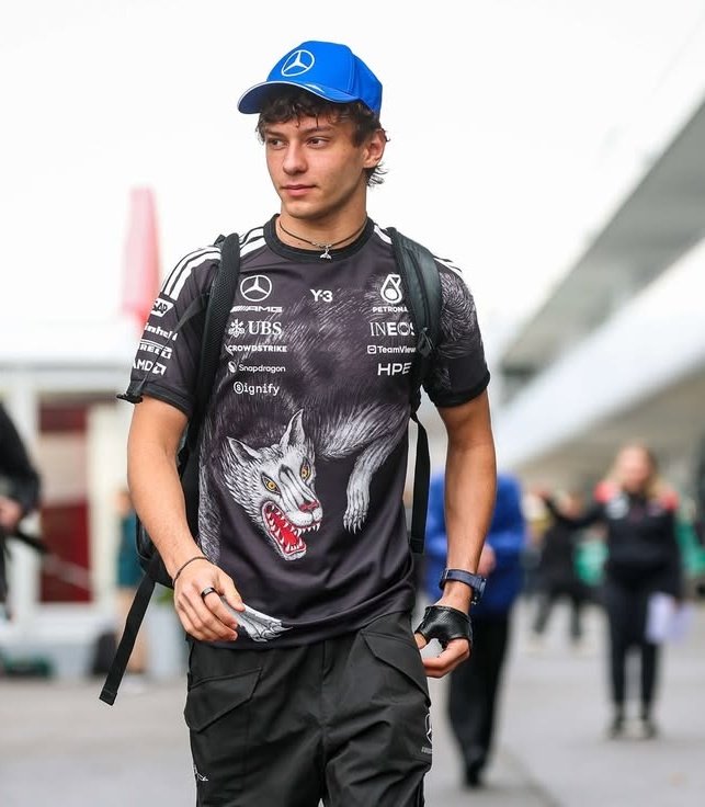 sasha ⊬ ⁴³ tweet media