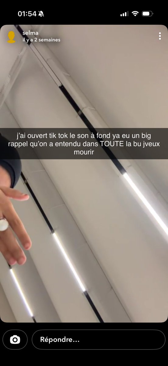 oum sel al bukhari ⭐️⭐️ tweet media