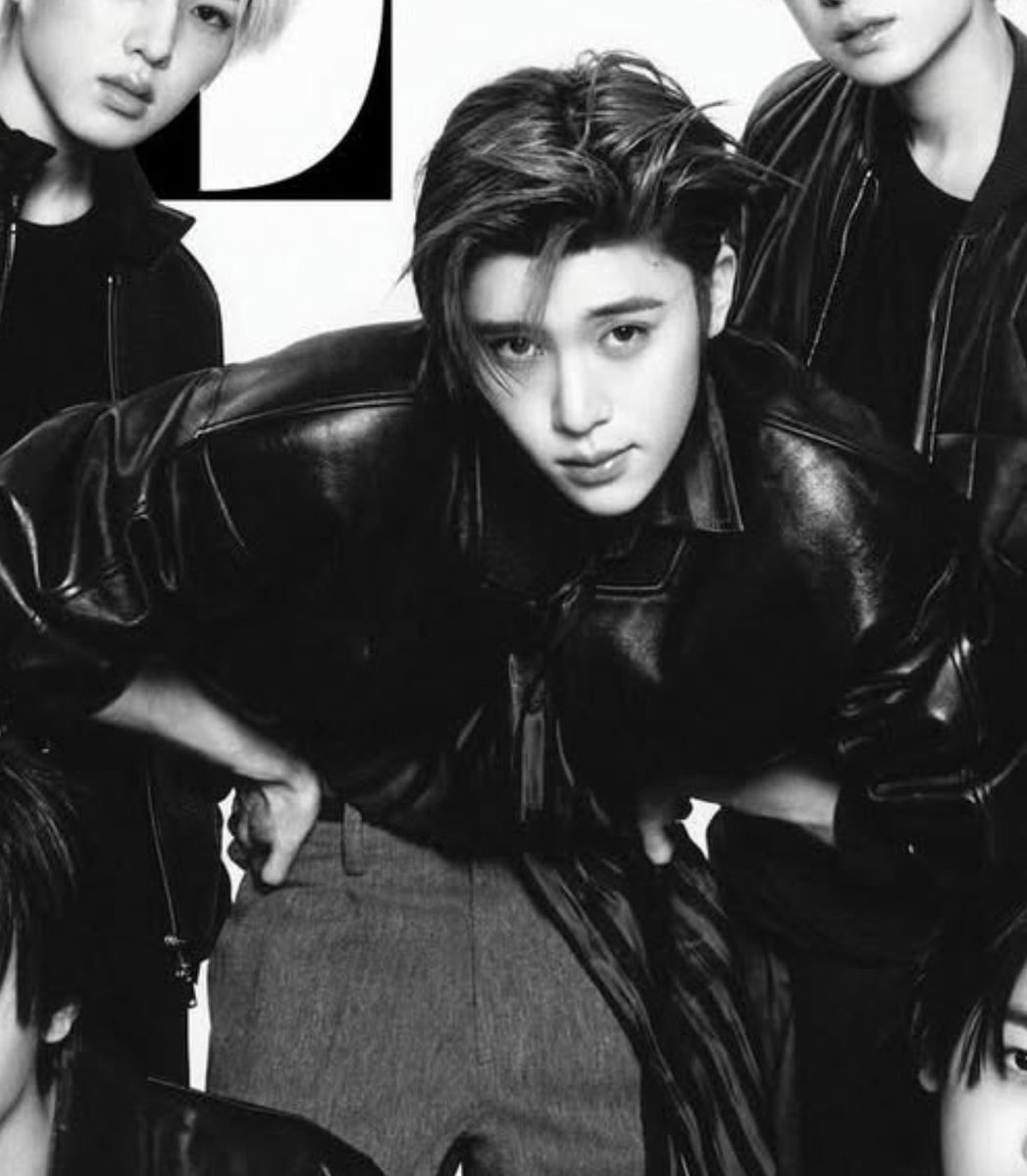 sion pics tweet media