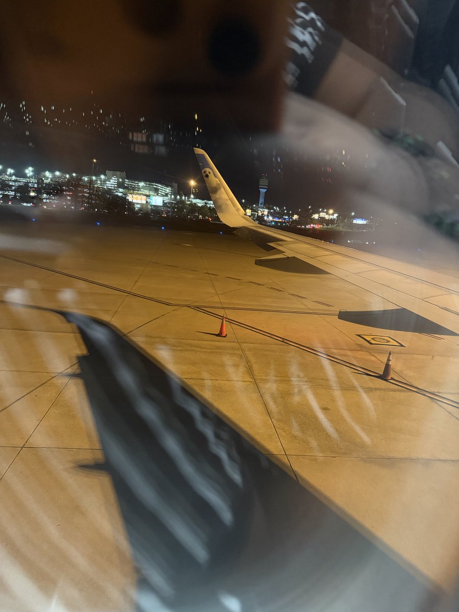 Honest Beacon ☀️ ( LunchBreak) tweet media