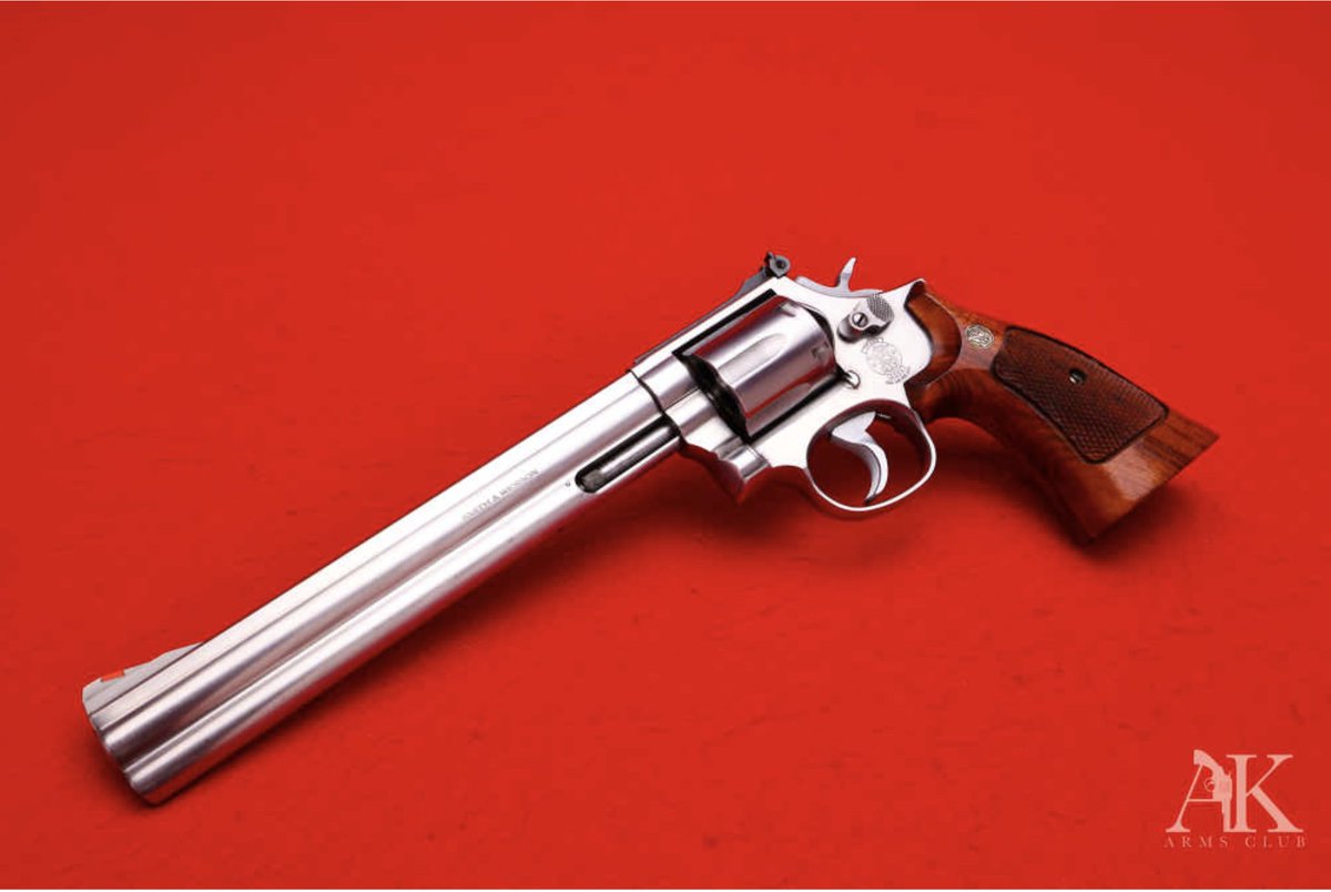 GunBroker's tweet photo. 🔥 Rare Smith & Wesson 686-2 8 3/8" Full Lug .357 Magnum Factory Stainless
🔗 See it here: https://t.co/joMQWSjT6y
#SmithWesson #GunBroker #Gunsdaily https://t.co/CgBG1SbgEw