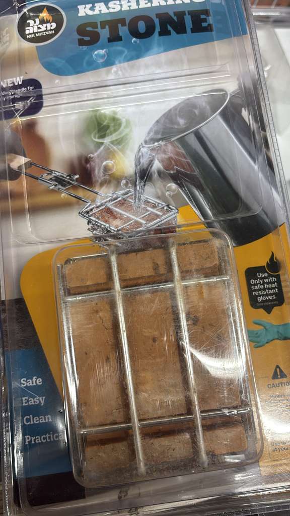 isaacson enjoys studying Tanakh tweet media