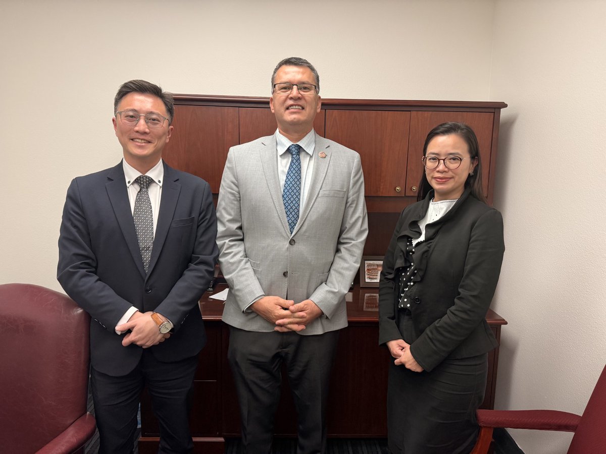 Tony Rivero tweet media