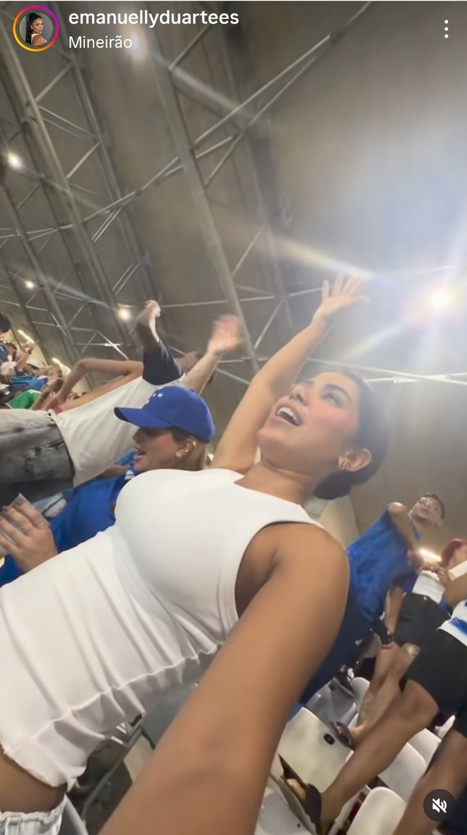 E a esposa do João Marcelo que tinha vontade de ir na torcida, foi no último jogo e amou! 💙🦊