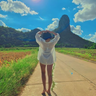 𝓭𝓪𝓻𝓴 𝓼𝓲𝓭𝓮. tweet media