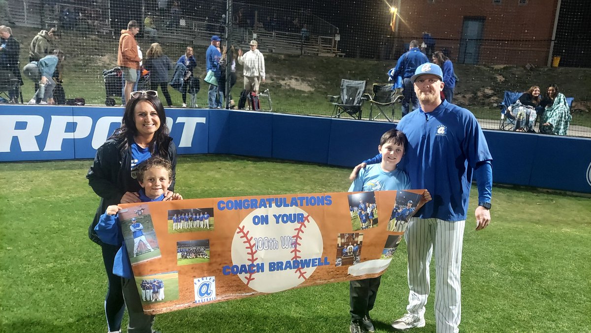 CNap87's tweet photo. Huge Congratulations to @Airport_Eagles Coach Bradwell on 100 wins! BIG TIME! #AirportEagles @AirportAthDept https://t.co/fF8igKb7zP