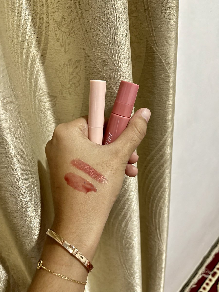 _ninaninnn's tweet photo. Pendatang baru didunia per-lippie-an

Tau ga kalian? https://t.co/9kzTMzGKtk