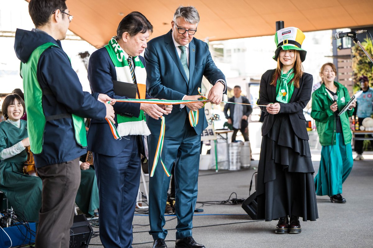 IrishEmbJapan's tweet image. 3月21日、千葉公園で開催された「セント・パトリックス・デー・千葉2026 アイルランドフェス&amp;amp;パレード」に、アイルランド政府商務庁ディレクターのパトリック・トレケンスが参加。熱意あふれる主催者・参加者・ボランティアの皆様、ありがとうございました☘

#セントパトリックスデー #StPatricksDay