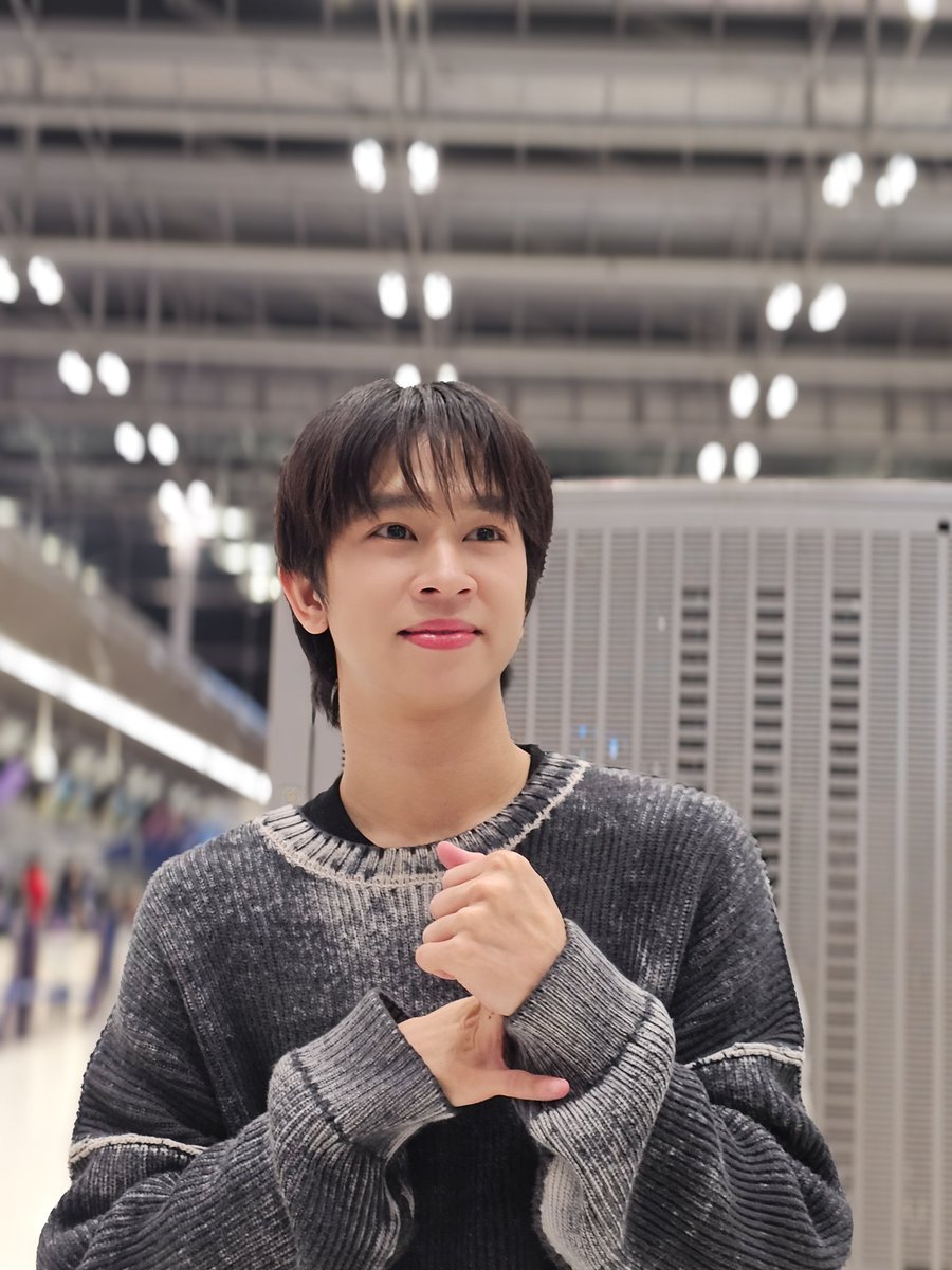 🌟26 มี.ค. 26​🌟
💌✨บอกรักน้องฟลุ้ค​ᴰ¹⁸⁸⁹🧡​¹
🍂​✨​สวัสดี​วัน​แรกที่ญี่ปุ่น​นะครับ​น้อง​ฟลุ้ค​คนเก่ง​ ขอให้​แฮปปี้​ๆกับทริป​ใน​ครั้งนี้​ ขอให้เดินทาง​ปลอดภัย​ อย่า​ลืม​ดูแลรักษา​สุขภาพ​ด้ว​ยนะครับ​ 😇✨
รักคิดถึง​น้อง​ฟลุ้ค​ที่สุด​ 💙✨
#เจ้าแก้มก้อน​ #Fluke_Natouch