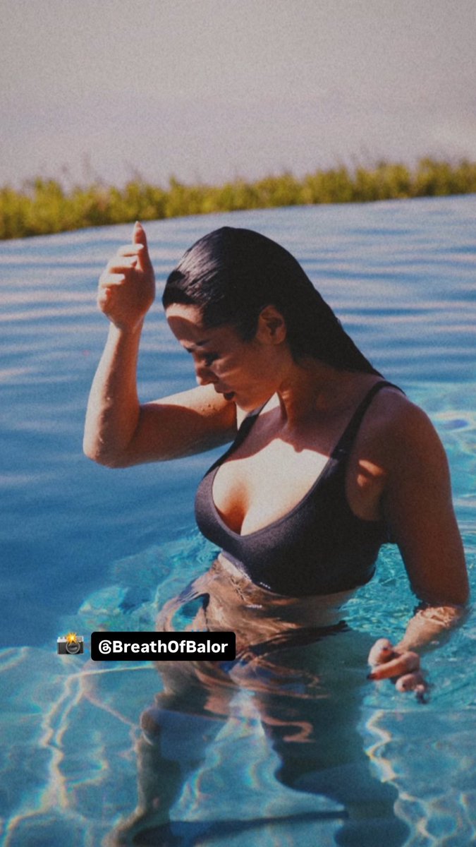 Devil on your back, I can never die. ✗ NOT @Saraya tweet media