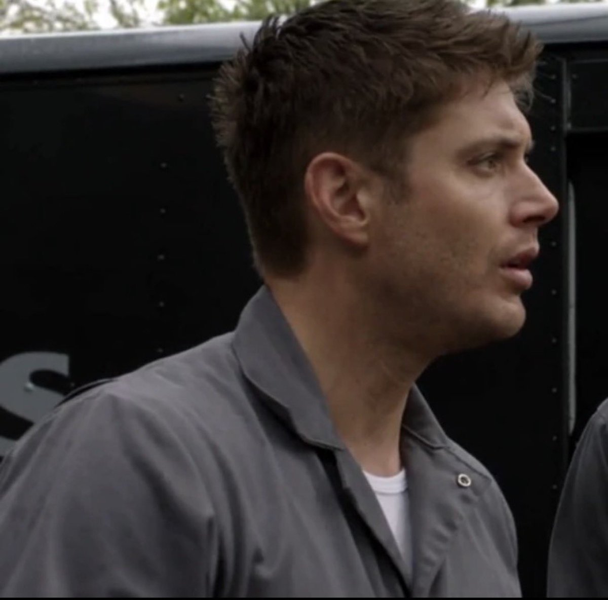 ariel 💚💙 tweet media