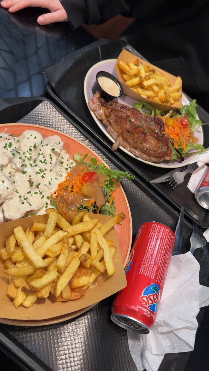 A 🇩🇿🇵🇸 tweet media