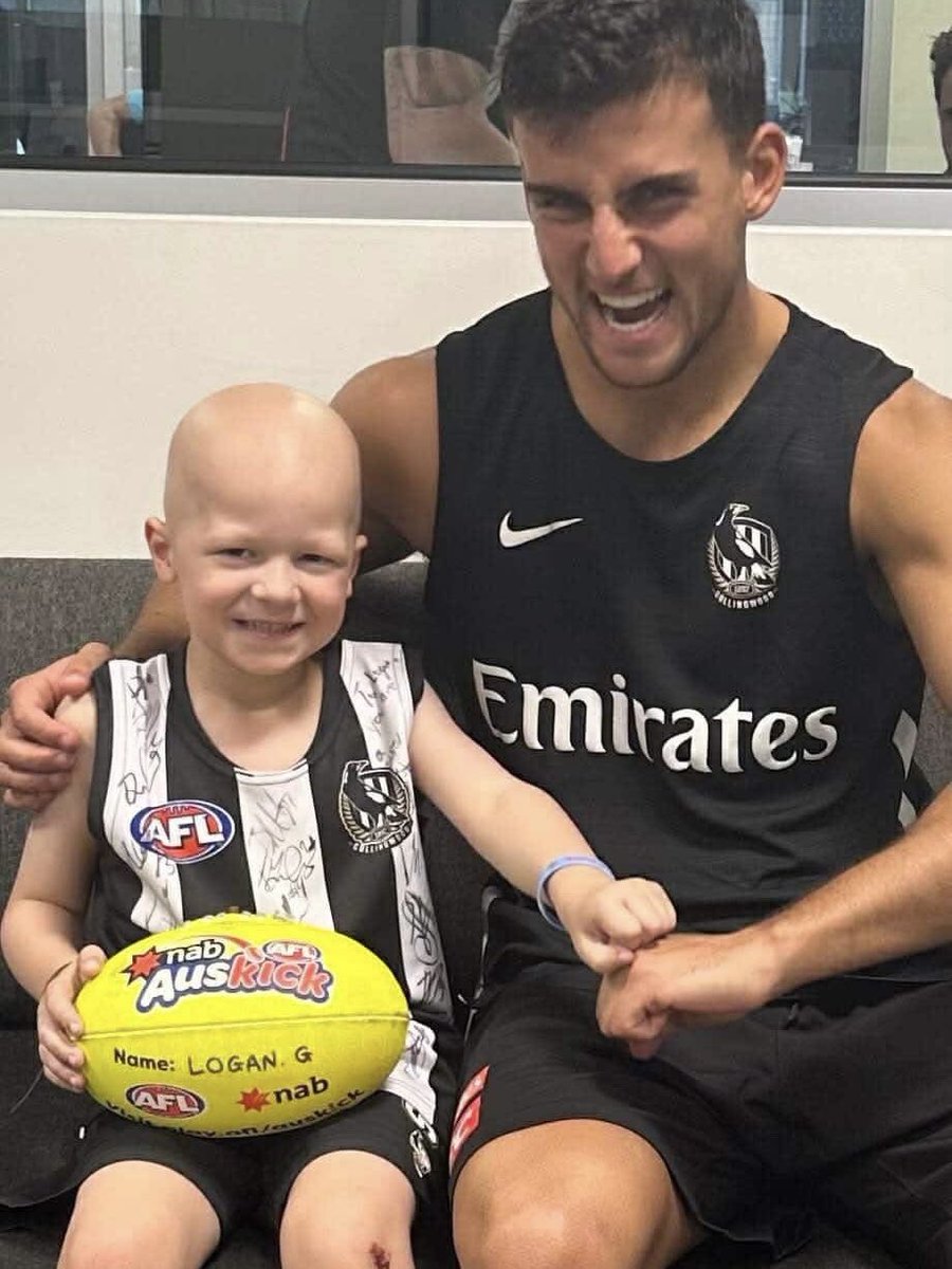 magpieshq's tweet image. Logan, who is battling rare childhood cancer called Neuroblastoma, was able to spend quality time with his hero on Monday, thanks to Make a Wish.

More than football ❤️ #GoPies