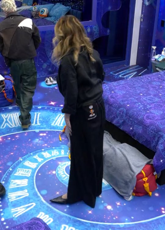 pâmela ~ 🧙🏻♀️ tweet media