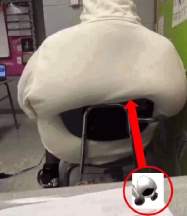 como amaba copiarme en los exámenes de la prepa cuando había un mastodonte q me tapaba