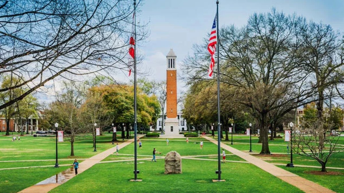 Inside Higher Ed tweet media