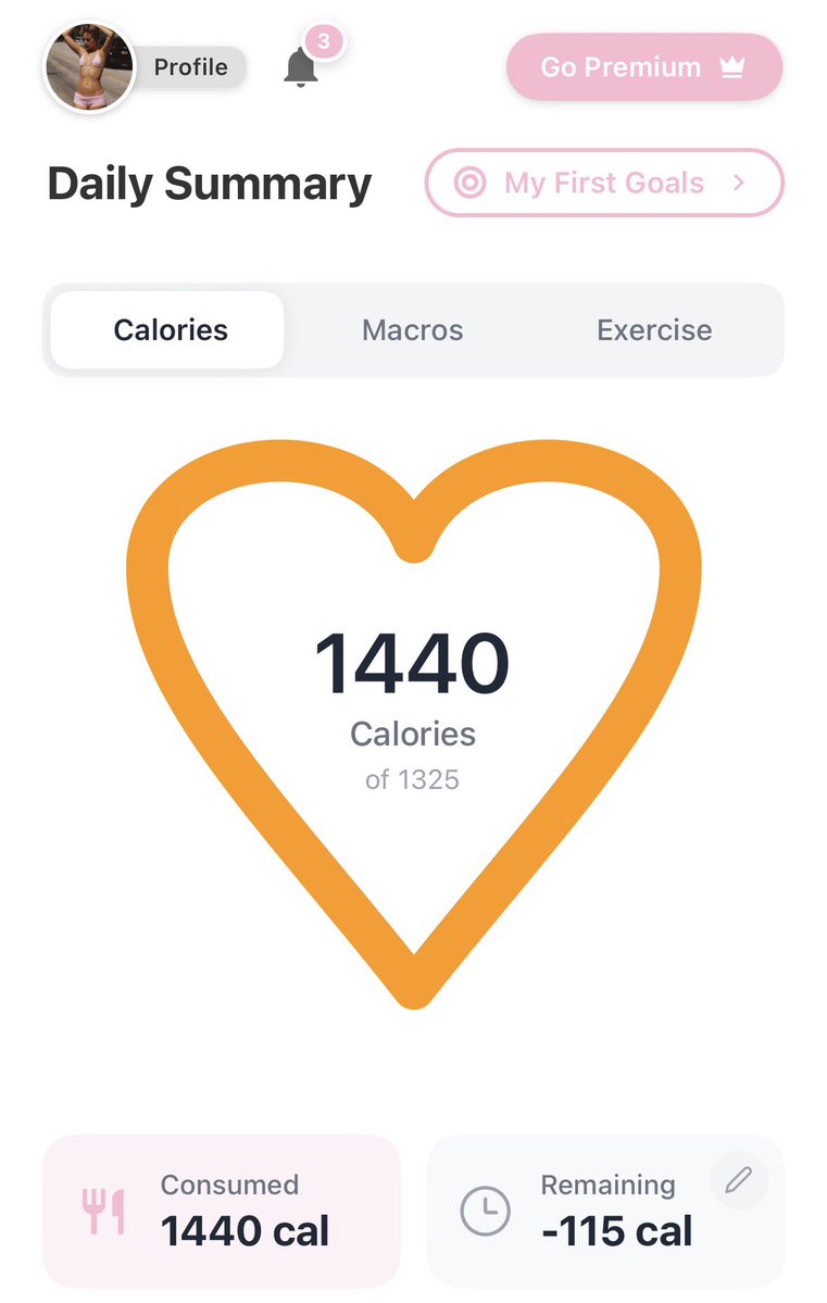 Moe ☀️ tweet media