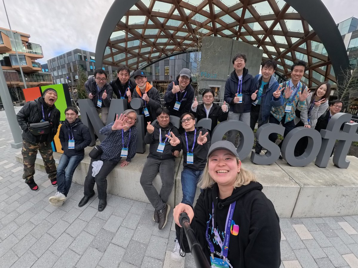 ponponmikankan's tweet image. JAPAN🇯🇵とParkさん笑 #MVPBuzz #mvpsummit