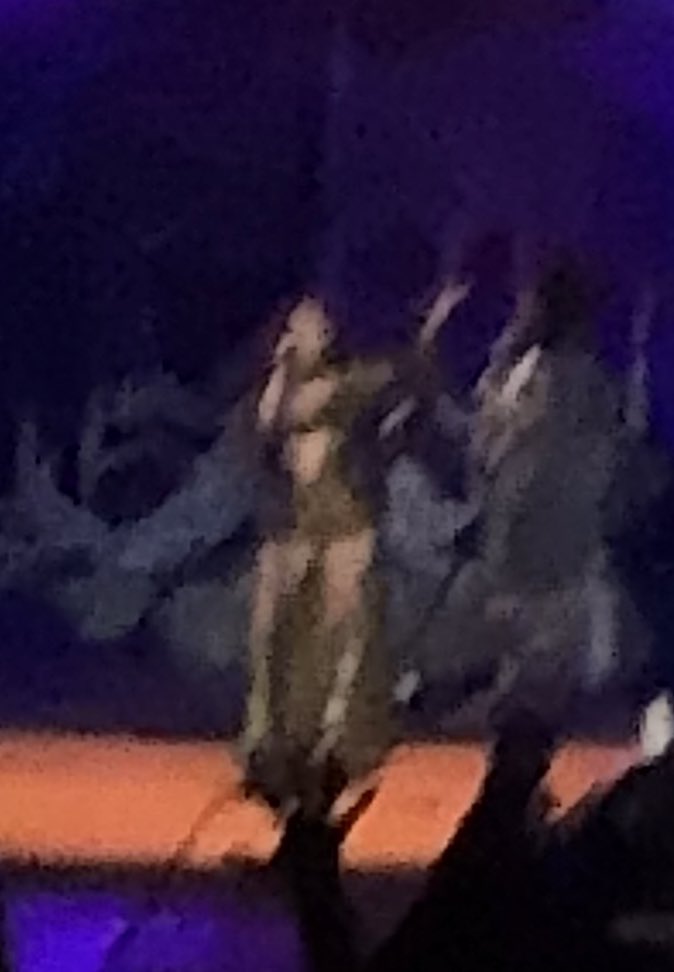 ✻•°matheus°•★ tweet media