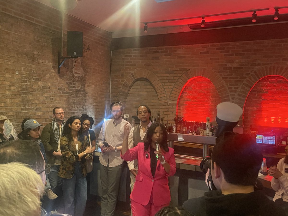 Meagan Flynn tweet media