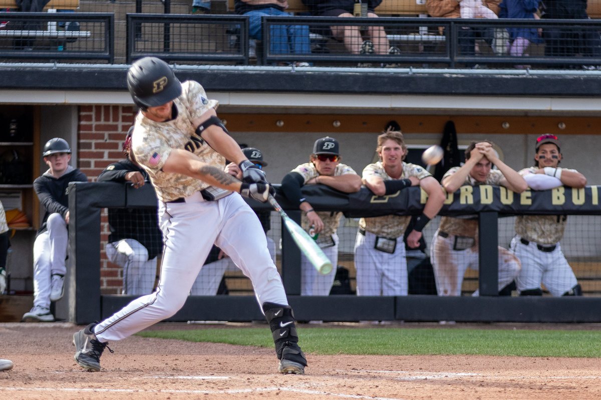 Top Row Pics tweet media