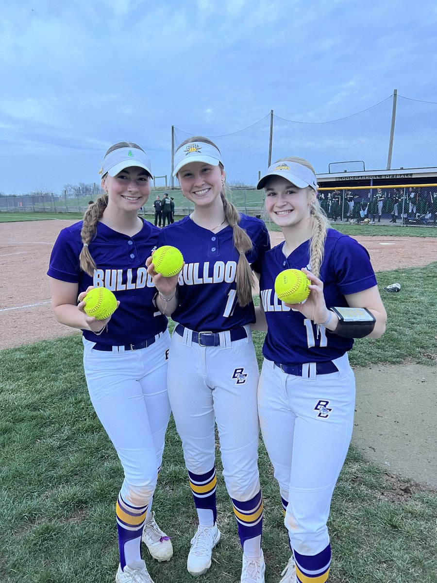 BCBulldogSB's tweet photo. Bulldogs go to 2-0!
Gabby,Madelyn and Maddi all hit home runs!@AshOhioSports03 @twil2323 @dp_dispatch @DispatchFrank @DispatchPreps https://t.co/yxgH5zwG5f