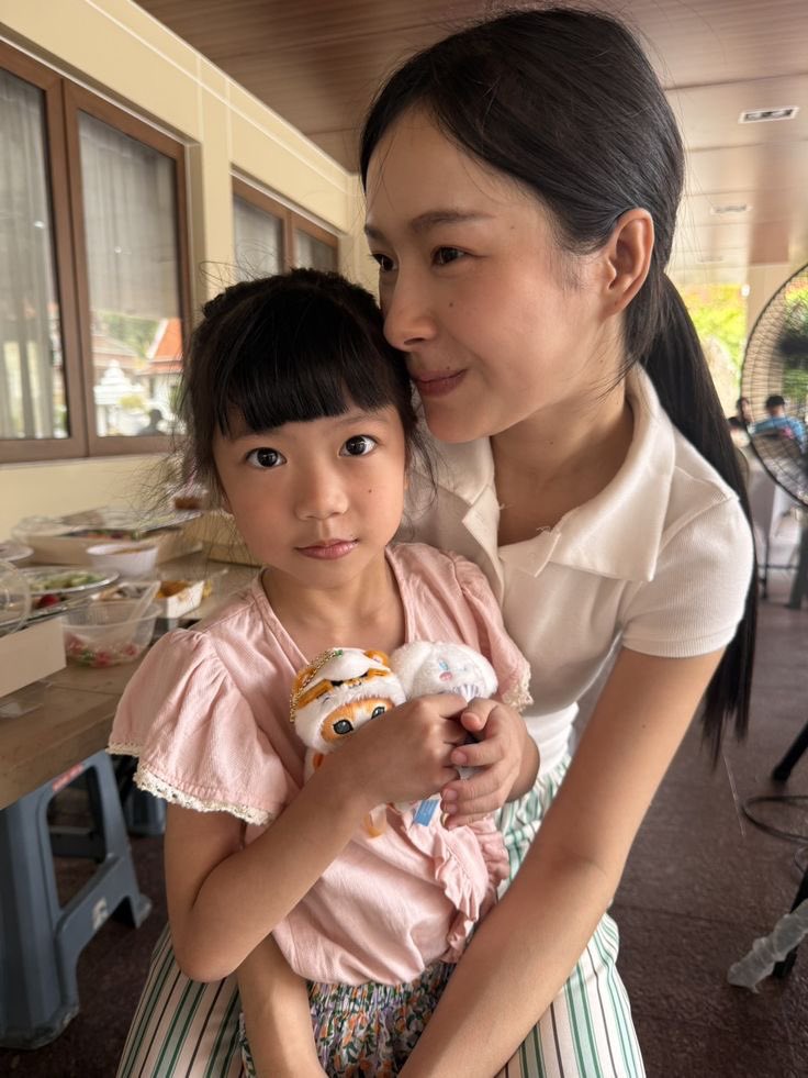 imjavinyurithots tweet media