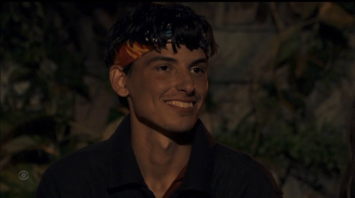 Aaryn— 🖤 tweet media