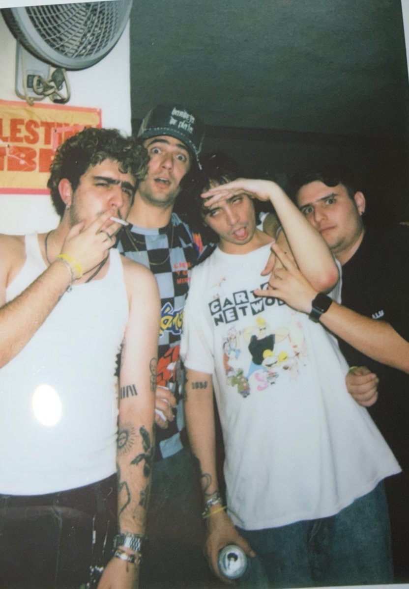 BKID |||\\ tweet media