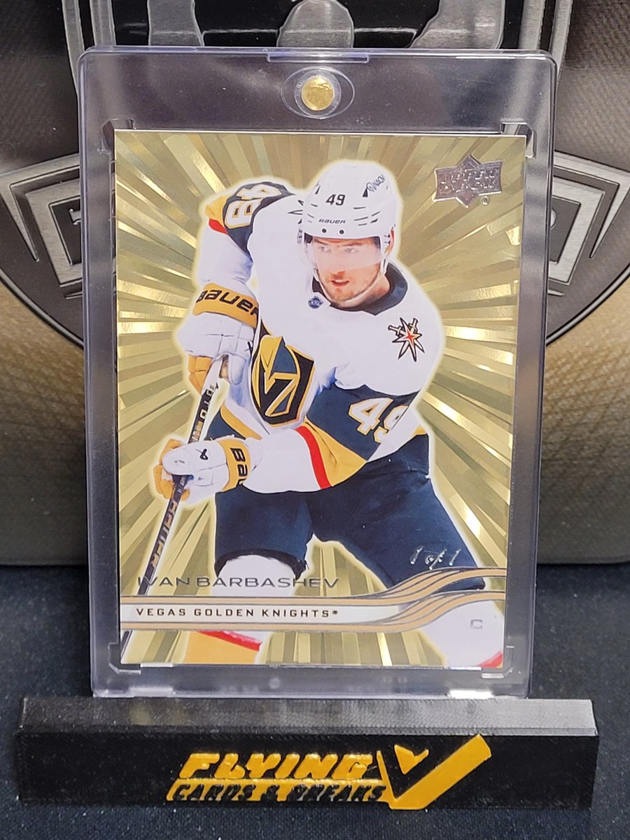 Flying V Cards & Breaks tweet media