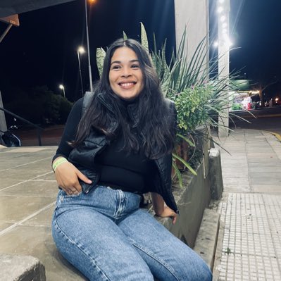 DeprettoSol's tweet photo. #NuevaFotoDePerfil https://t.co/4czKvROzGe