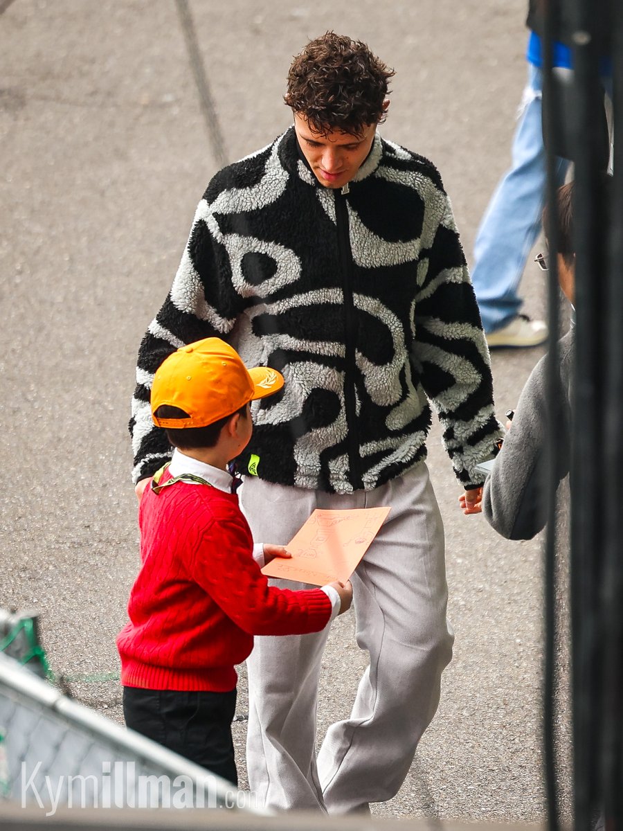 Kym Illman tweet media