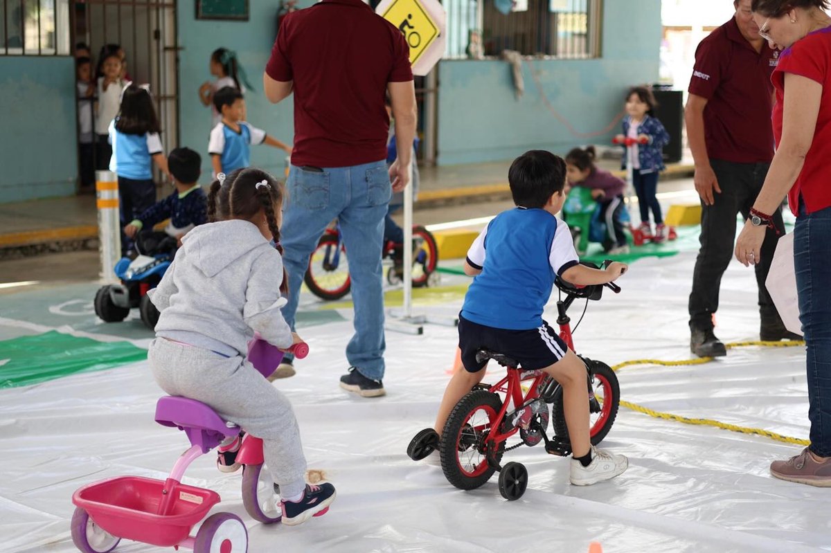 Santiago Pérez C tweet media