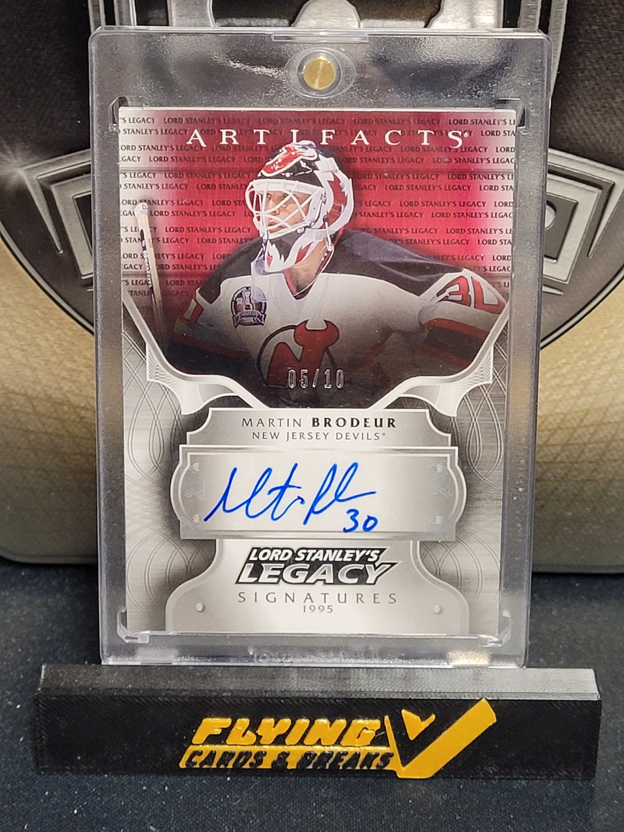 Flying V Cards & Breaks tweet media