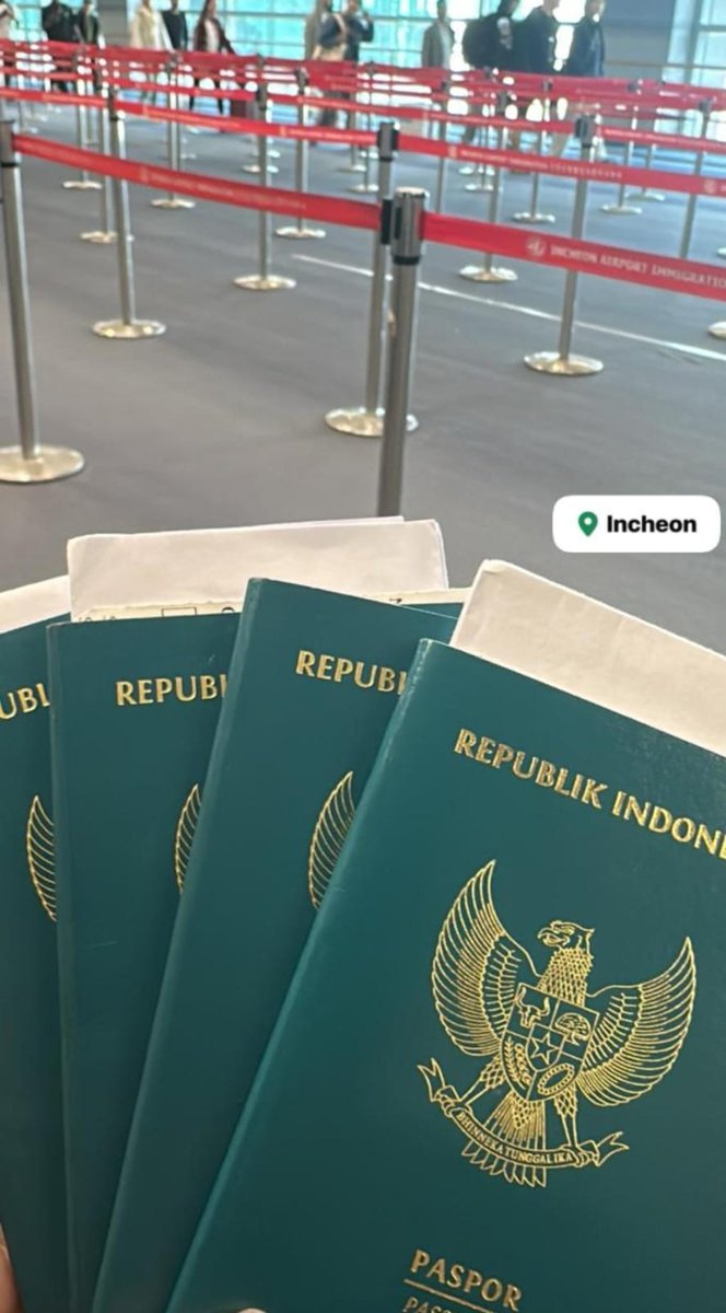 your second wife tweet media