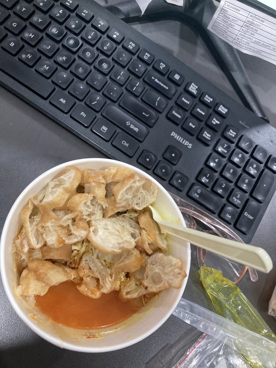 arin coi tweet media