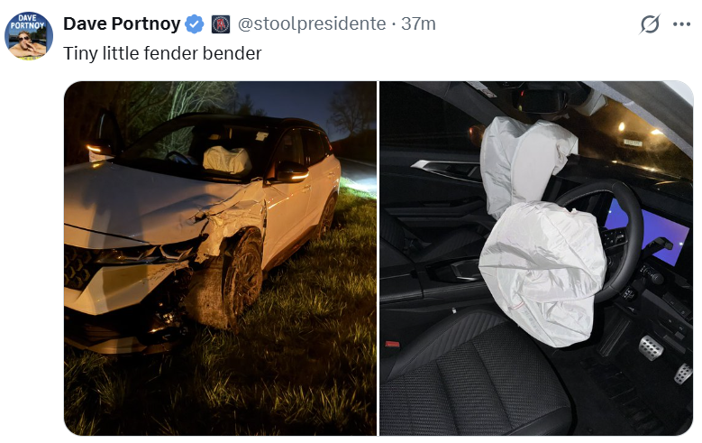 CoD Clipped tweet media