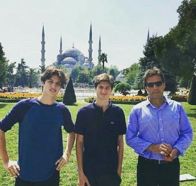 dexiewrites's tweet photo. good morning to Imran Khan and his sons only https://t.co/rudcLhDmgO