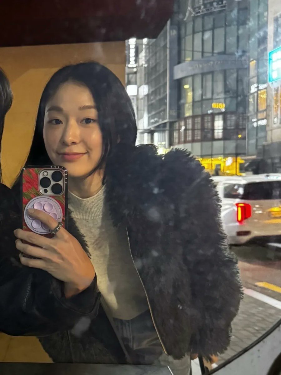 Yunalal's tweet photo. 연아 일상스타그램-1

#김연아 #yunakim https://t.co/DrMQFPcuu9