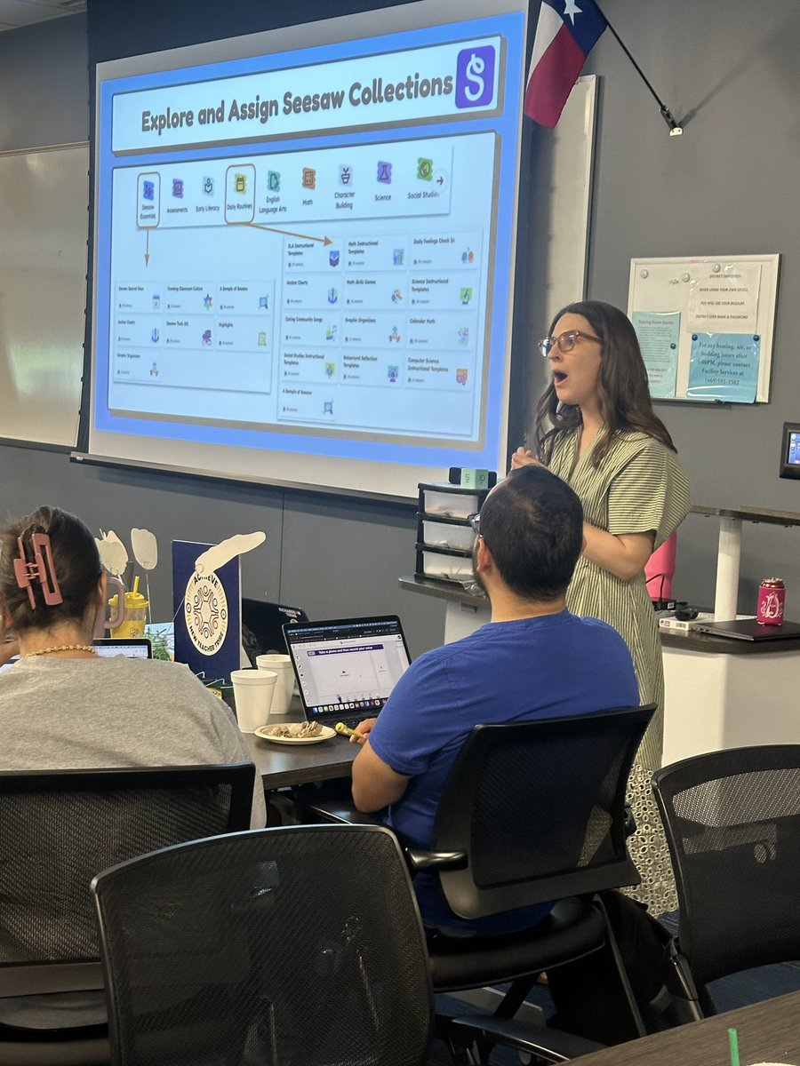 PLinRISD's tweet photo. A special thank you to the amazing @RISDiTeam and Special Student Services with their sessions during Achieve this week. Tech stations and supplemental aids gave our newest teachers new resources. #risddreambig #risdachieve @IamBranum #risdleadandlearn https://t.co/B2ZSd8PAEW