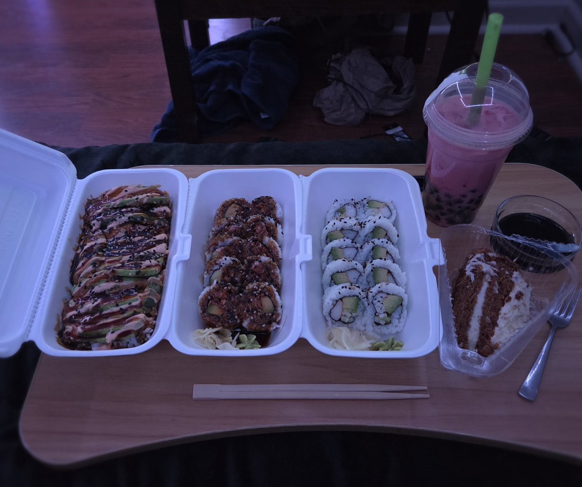 evie･☆ *.☽ tweet media