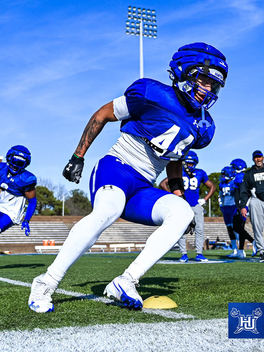 Hampton Pirates Football tweet media