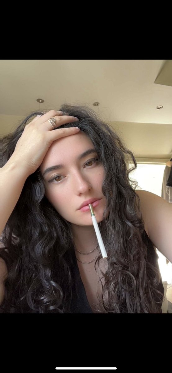 brook 🕷️ tweet media