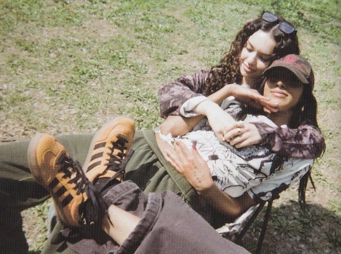 BUENO NO SE SUBIO EL PRINCIPIO PERO LE PIDO DISCULPAS PUBLICAMENTE A VALENTINA POR CUALQUIER MAL QUE HAYA CAUSADO #twins #valsimo