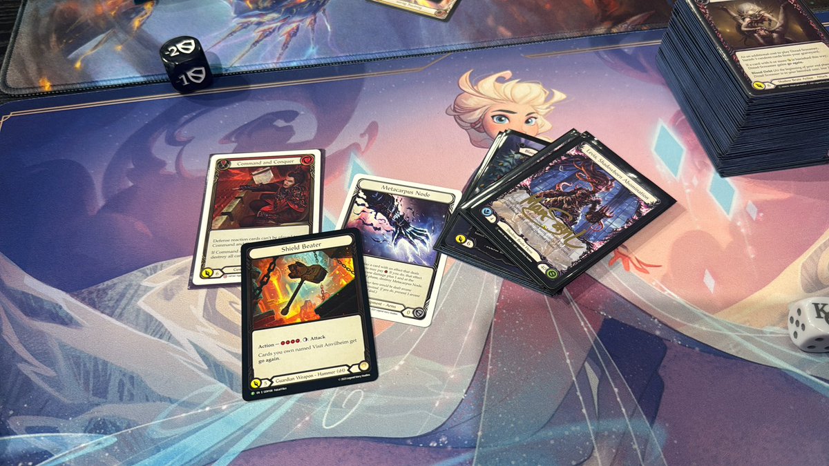 dumbsk8's tweet photo. @ManSantFaB 2-1 with Levia. But my pulls. Elsa mat is mandatory tho https://t.co/lYAExSyFu7