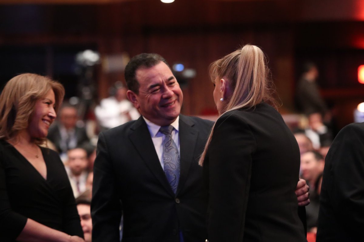 Shute que es uno tweet media