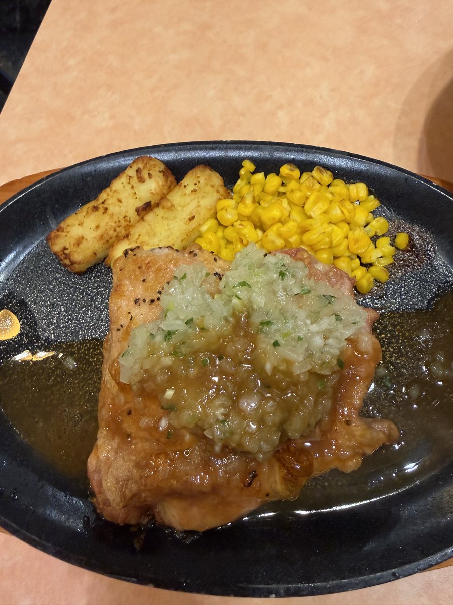 ゆーく tweet media