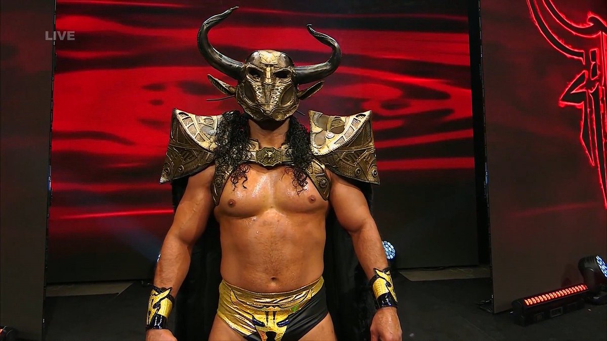 قوانين الحلبة tweet media