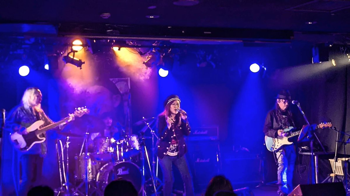 Soulshine_Japan's tweet photo. 石井洋平さん追悼コンサート
YO!HEY!遊ぼ!!GALLERY#6
大トリもその後のセッションも本気で
盛り上げてくれたCRAY CRAYの皆さん
準備期間の押山への可愛がり?笑含め
有難うございました!
#CRAYCRAY https://t.co/SZOv0dbBSs
